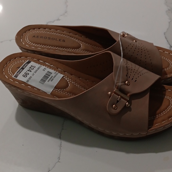 Aerosoles NWT Ladies sandals - Picture 2 of 5